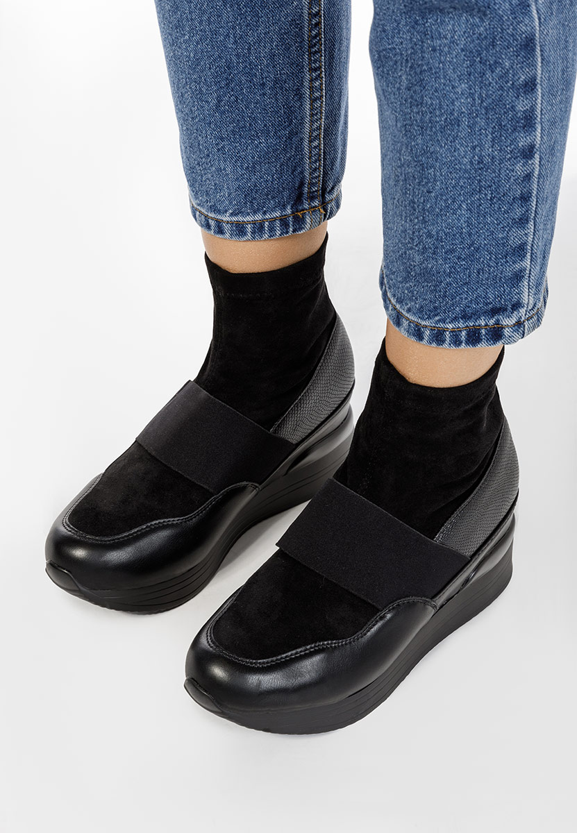 Sneakers με πλατφόρμα μαύρα Soliana