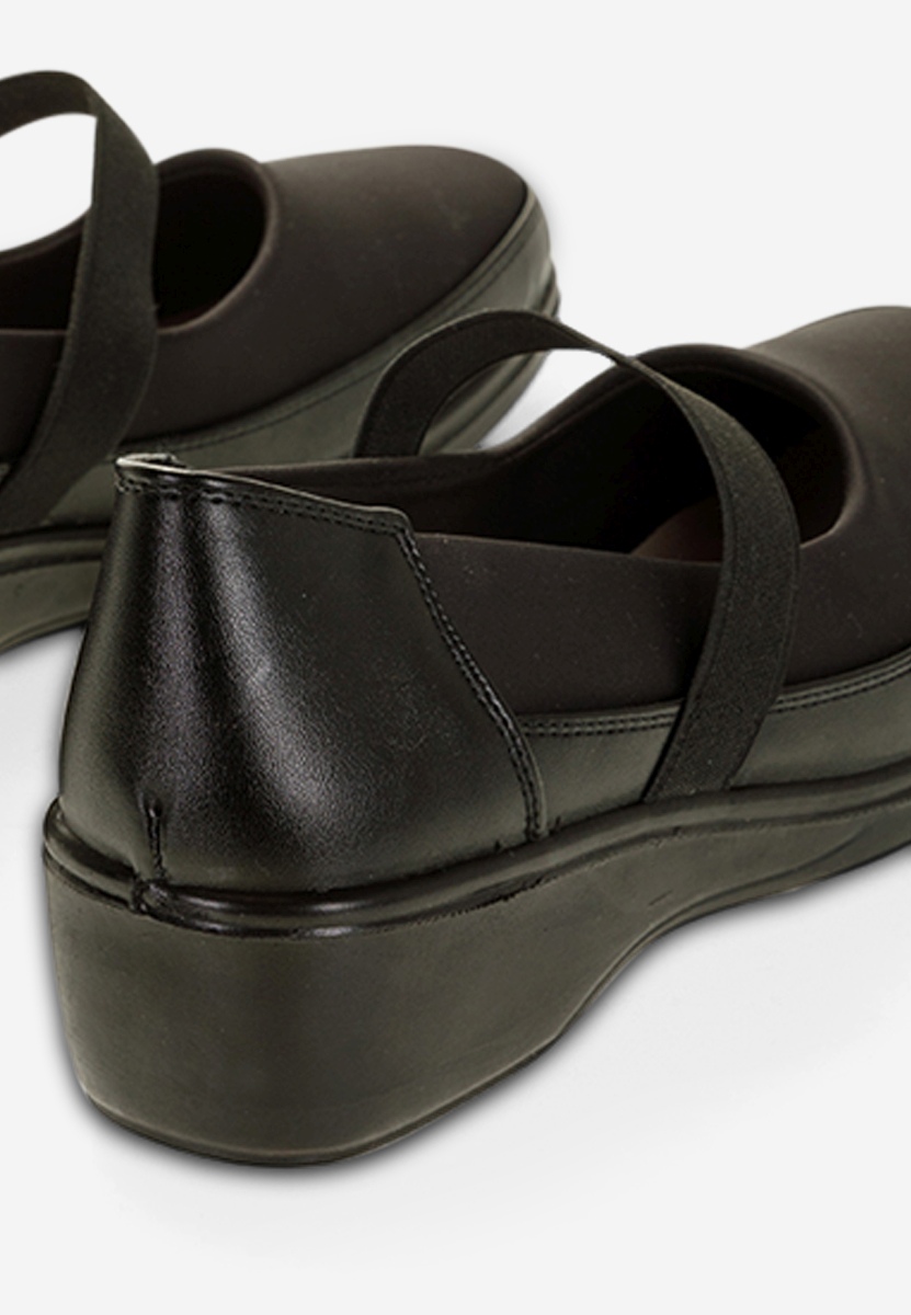 Ορθοπεδικά παπούτσια μαύρα Diora