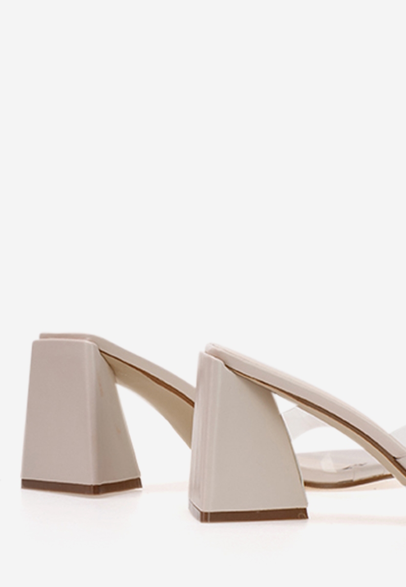 Παντοφλες με τακούνι Casele Νουντ