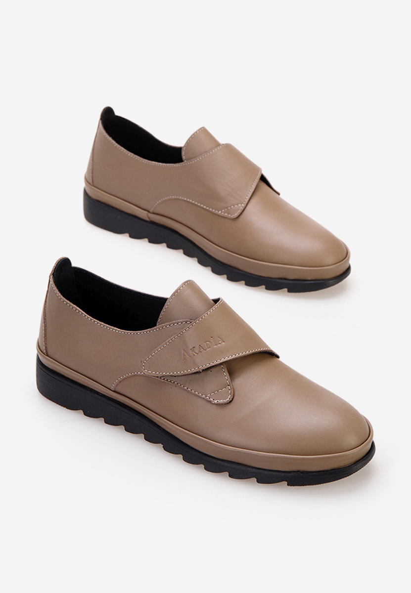 Δερμάτινα μοκασινια γυναικεια Asti μπεζ