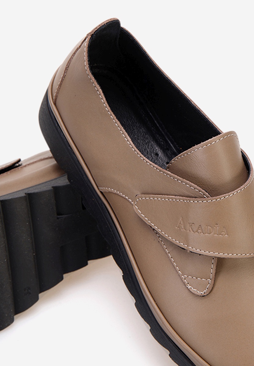 Δερμάτινα μοκασινια γυναικεια Asti μπεζ