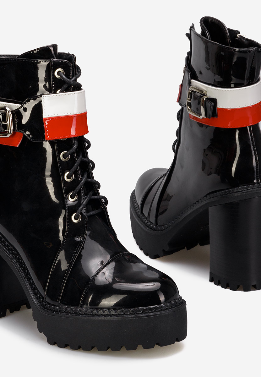 Μποτάκια με χοντρό τακούνι Μαύρα Saloria