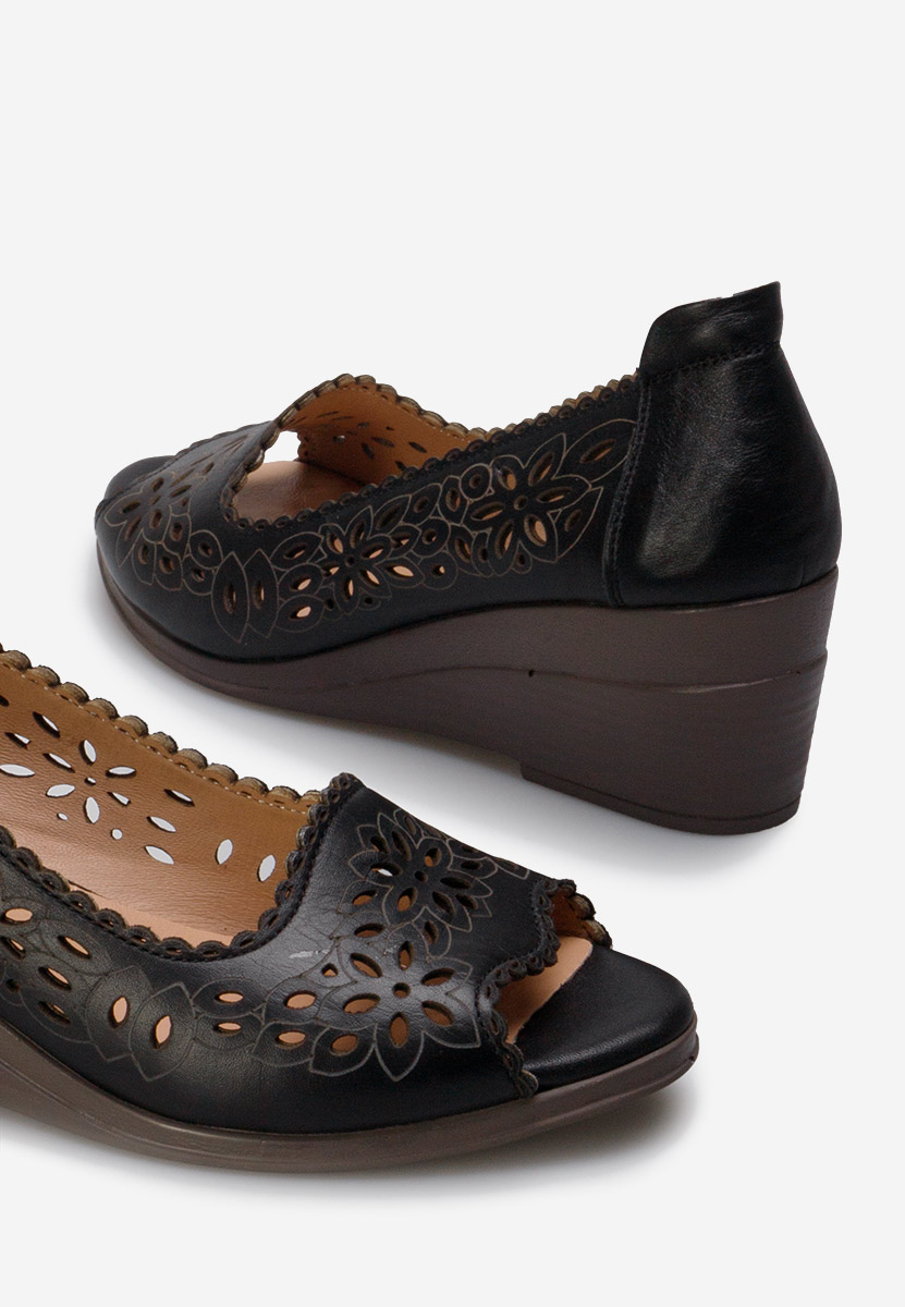 Δερμάτινα παπούτσια Amabella μαύρα