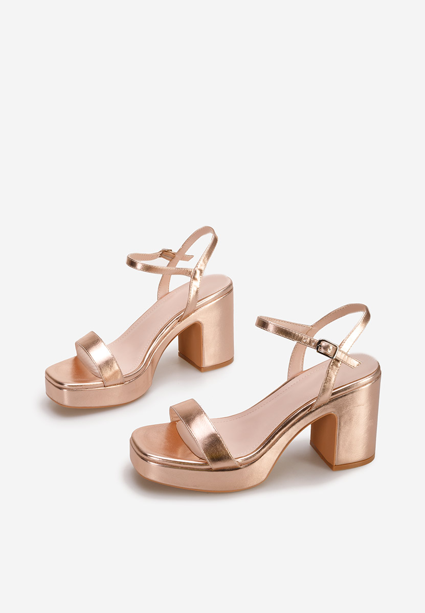 Πέδιλα με χοντρο τακουνι Salsama Champagne