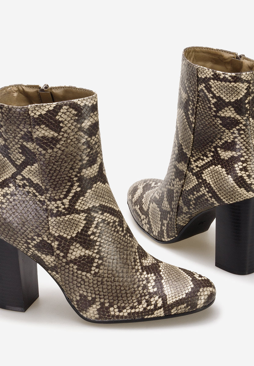 Μποτάκια με χοντρό τακούνι Valina animal print
