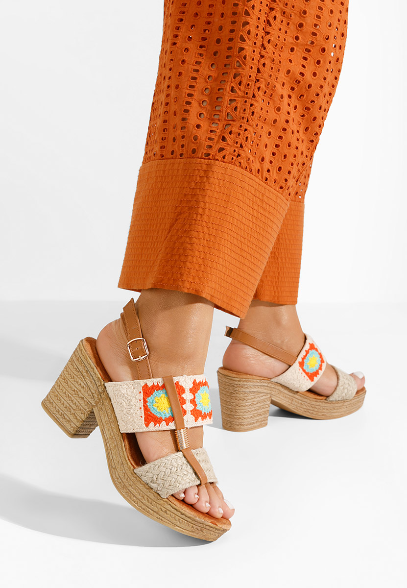 Πέδιλα με χοντρο τακουνι Zeina V3 μπεζ