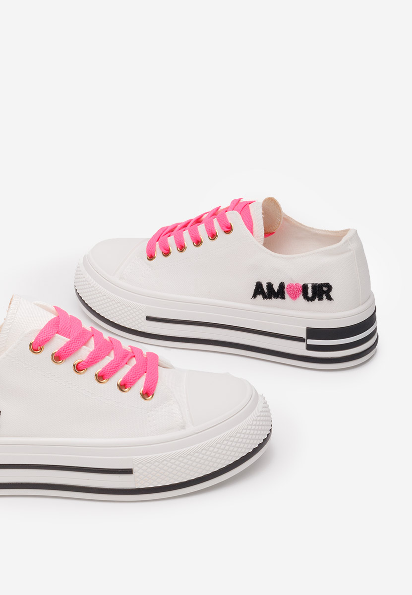 Γυναικεία sneakers Amour V2 λευκά