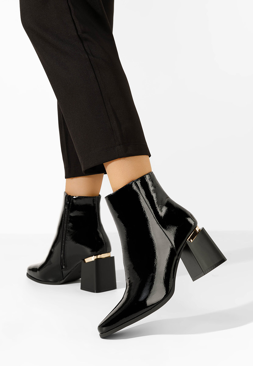 Μποτάκια με χοντρό τακούνι Isora Μαύρα