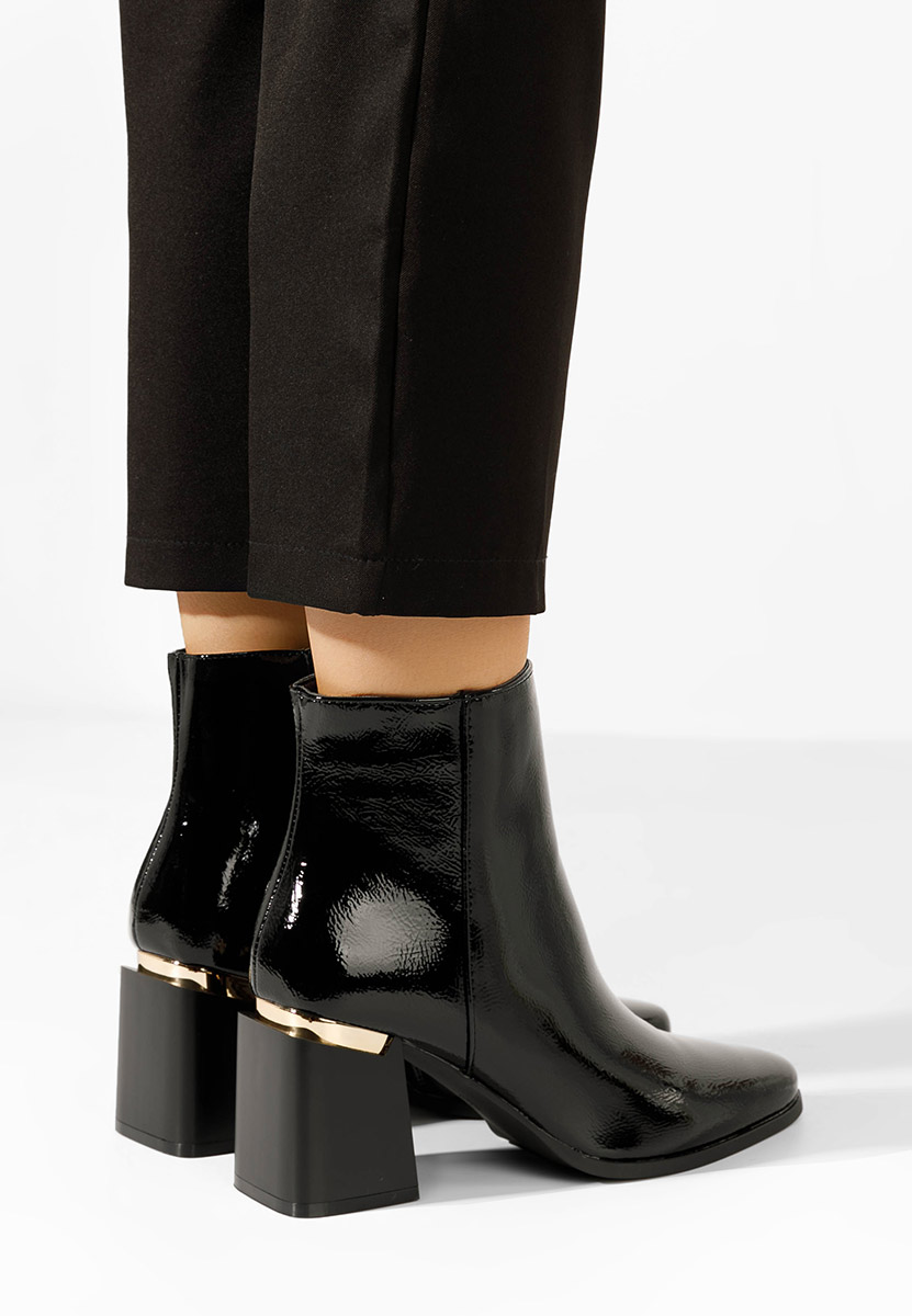 Μποτάκια με χοντρό τακούνι Isora Μαύρα