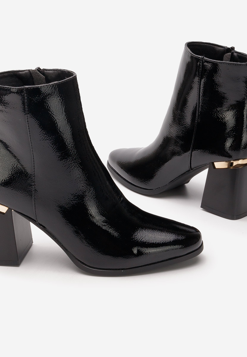 Μποτάκια με χοντρό τακούνι Isora Μαύρα