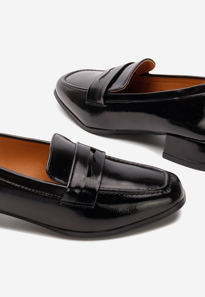 Loafers με τακουνι Kirada μαύρα