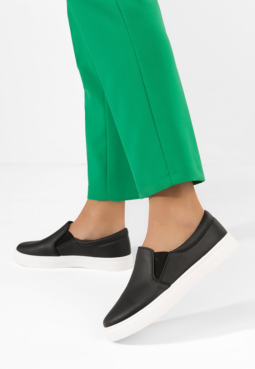 Γυναικεία Πάνινα Slip-On Karliana μαύρα