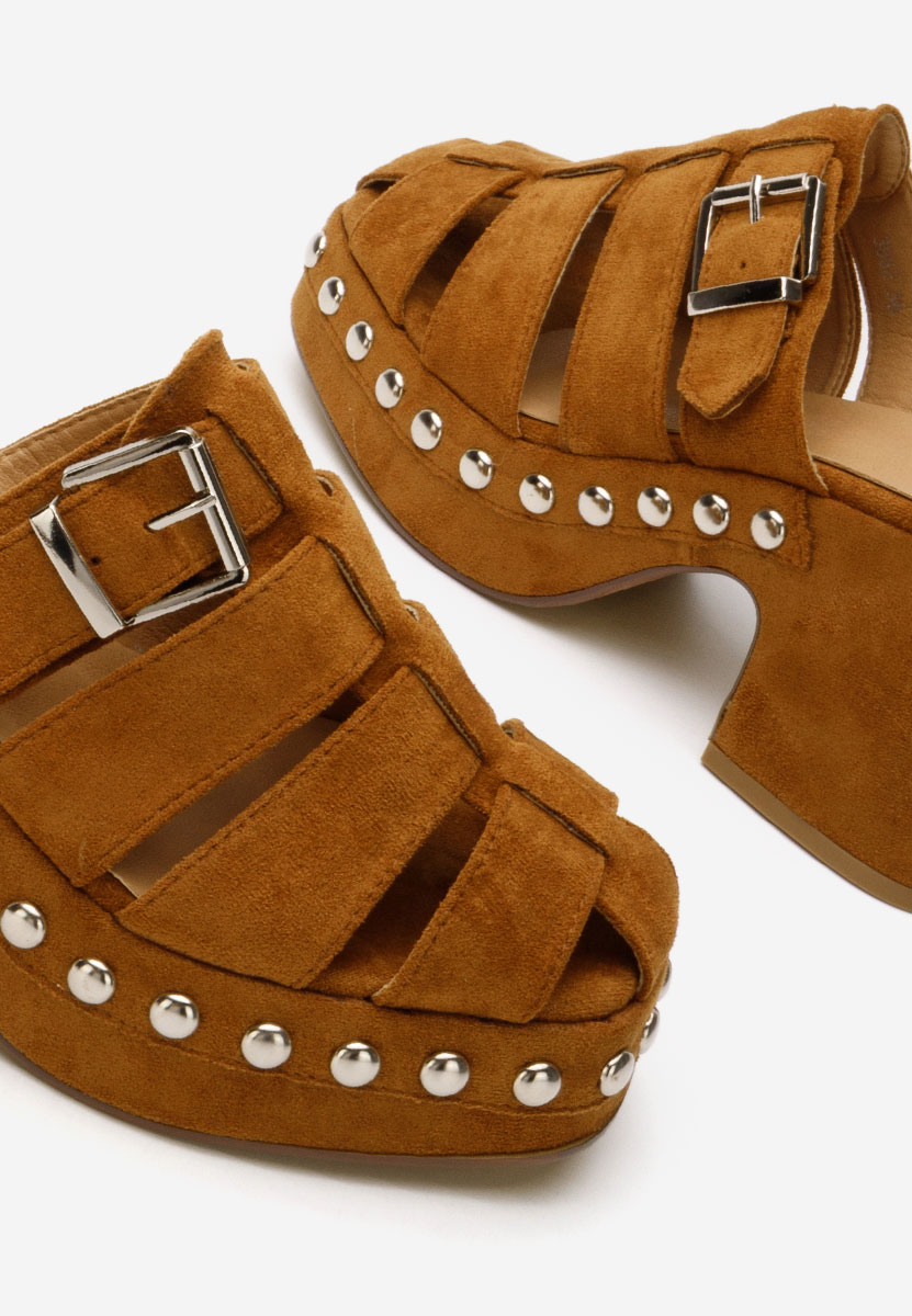 Mule με τακούνι Rosamaria ταμπά