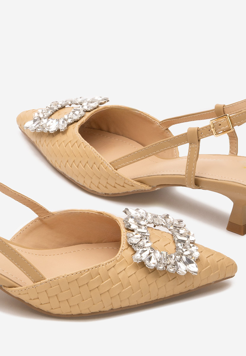 Γόβες με χαμηλό τακούνι Margarete μπεζ