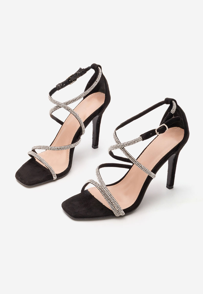 Πέδιλα με λεπτό τακούνι Stephany Μαύρα