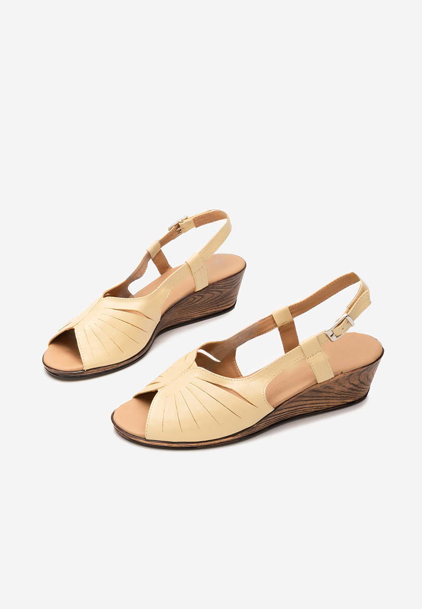 Σανδάλια δερματινα Lovara Κιτρινα