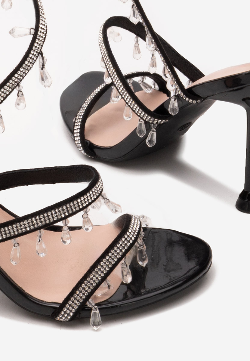 Πέδιλα με λεπτό τακούνι Calisa Μαύρα