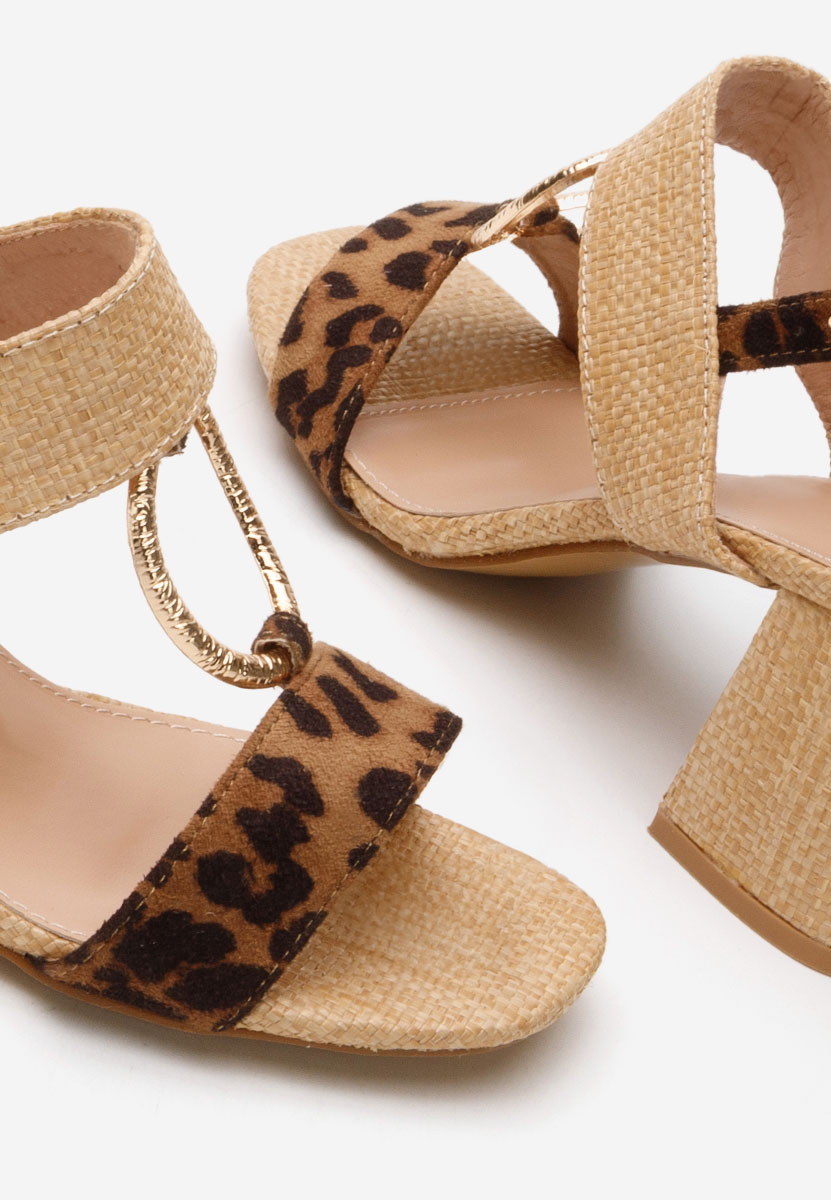 Πέδιλα με χοντρο τακουνι Annyta λεοπαρ