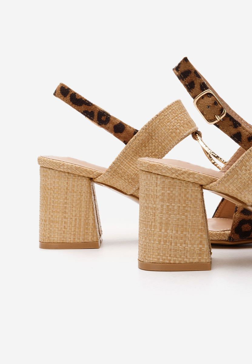 Πέδιλα με χοντρο τακουνι Annyta λεοπαρ