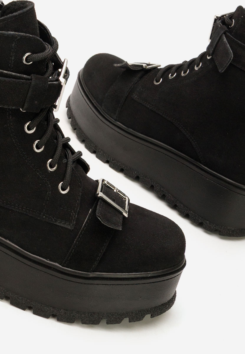 Mποτάκια πλατφόρμα Astrid V6 Μαύρα