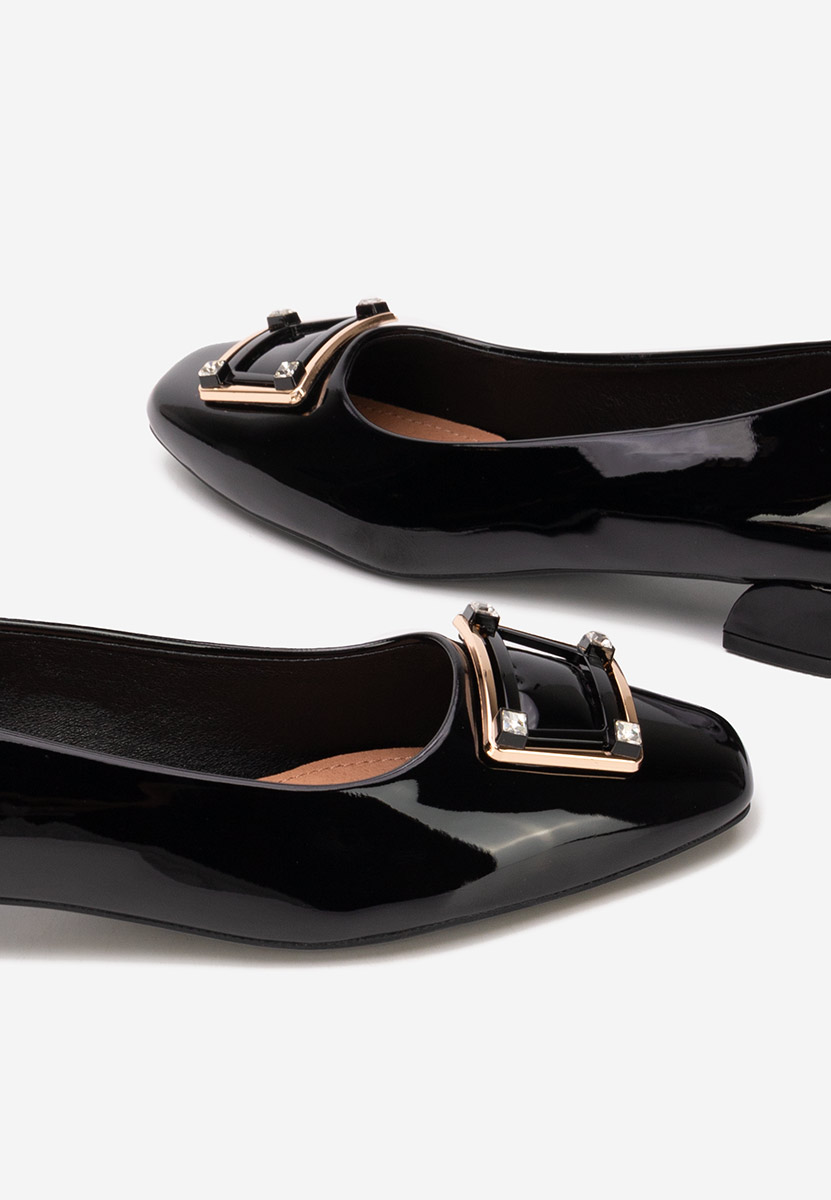 Γόβες με χαμηλό τακούνι Huana μαύρα