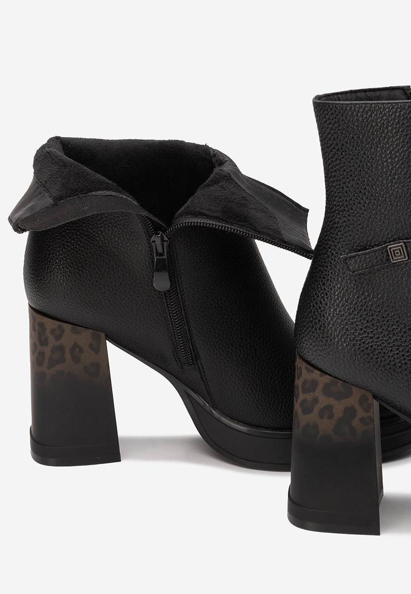 Μποτάκια με χοντρό τακούνι Rannia Μαύρα