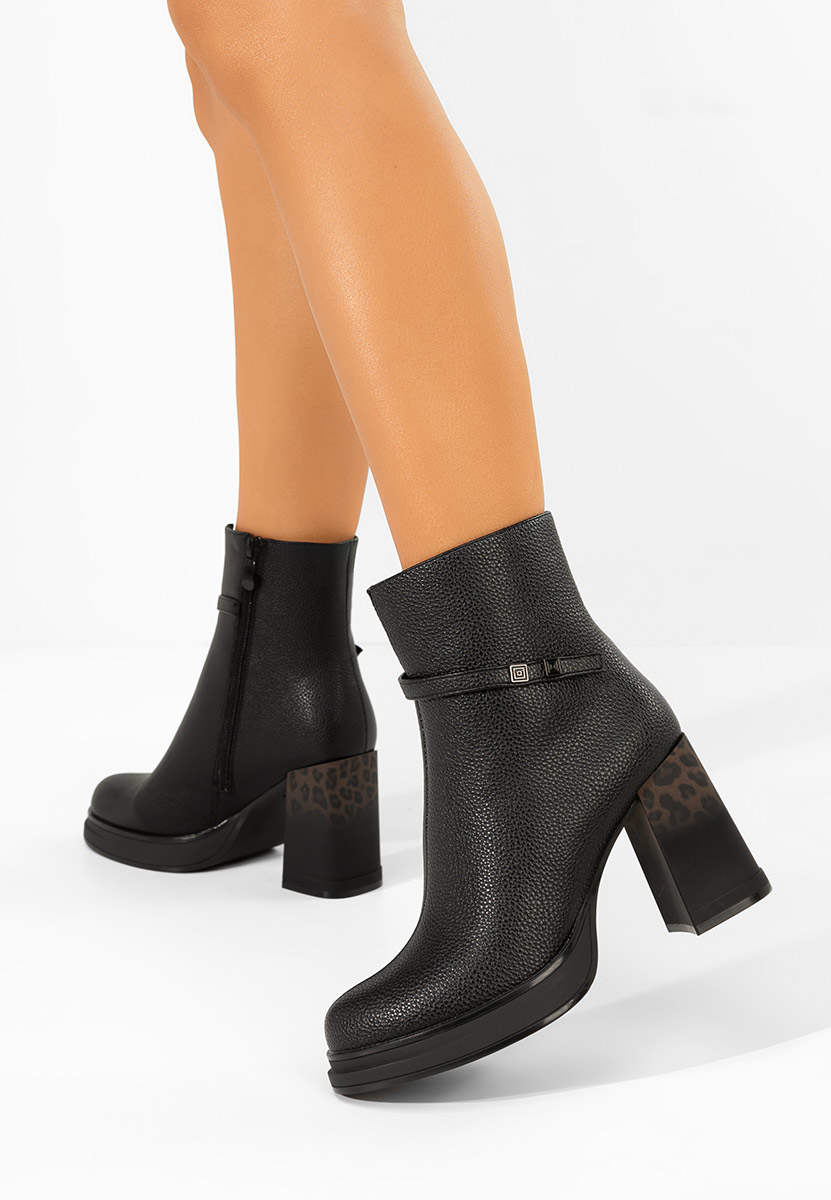 Μποτάκια με χοντρό τακούνι Rannia Μαύρα