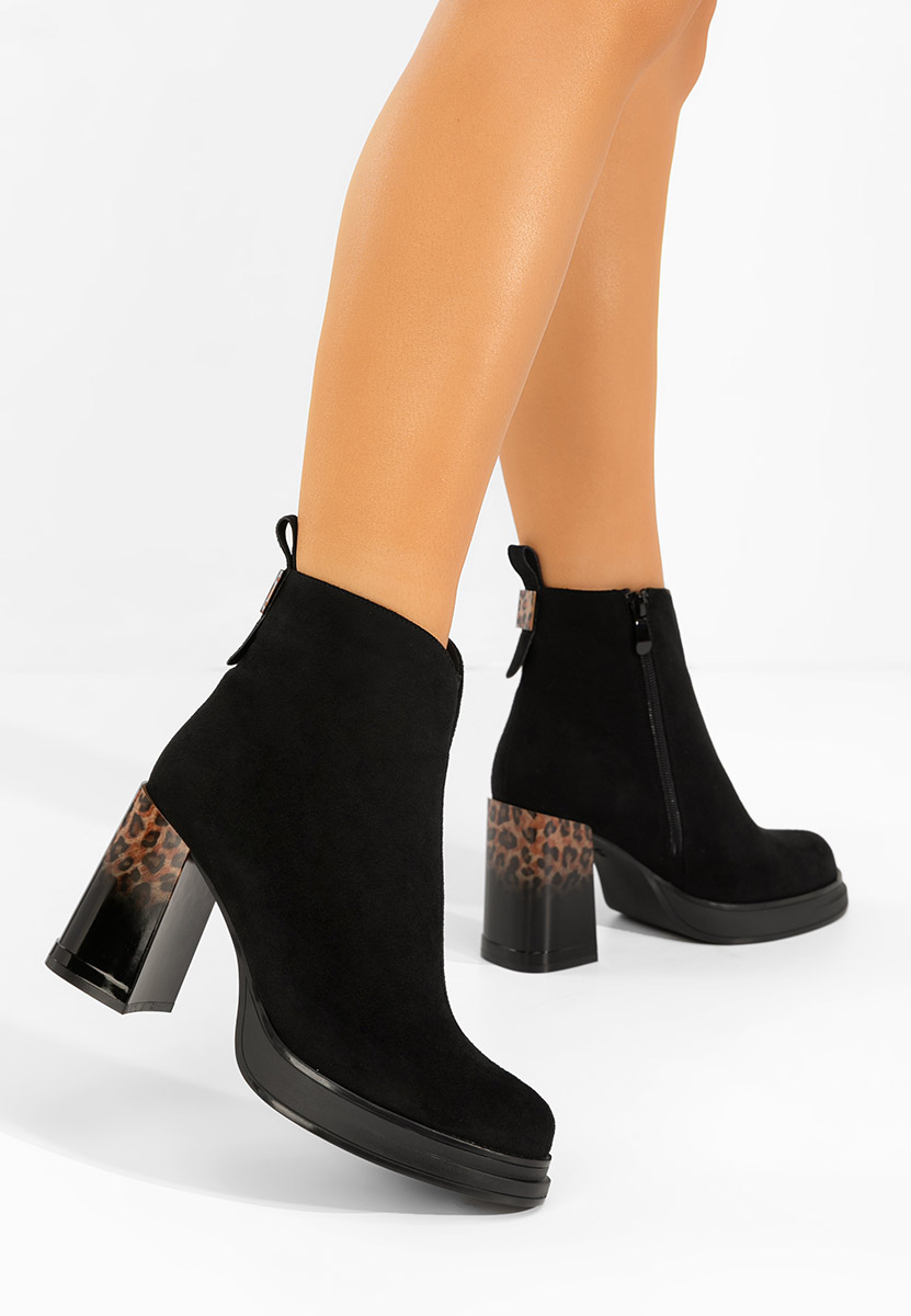 Μποτάκια με χοντρό τακούνι Astonia Μαύρα