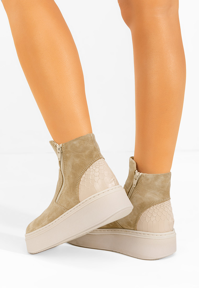 Γυναικεία δερμάτινα μποτάκια Andiora μπεζ