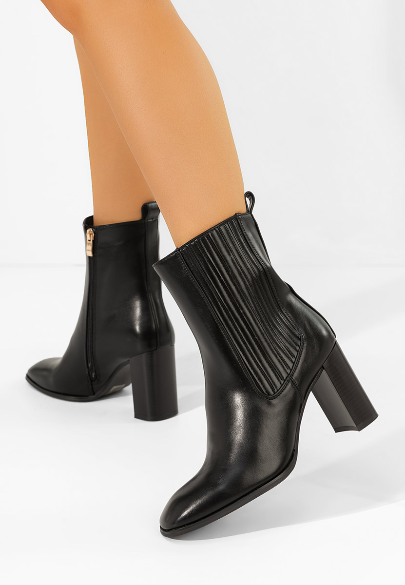 Μποτάκια με χοντρό τακούνι Kalisa Μαύρα