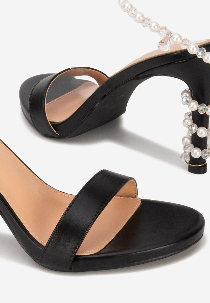 Πέδιλα με λεπτό τακούνι Amaia Μαύρα