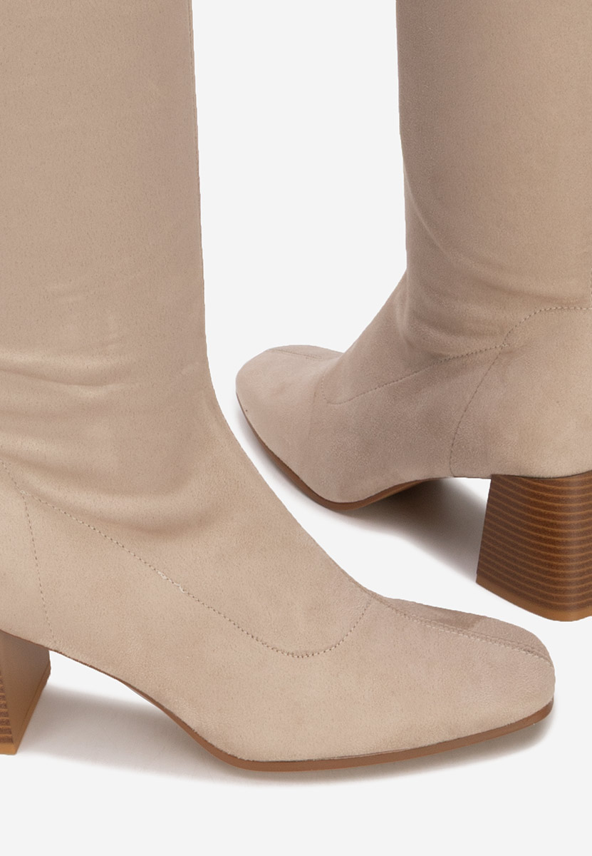 Ψηλές μπότες μπεζ Maciera