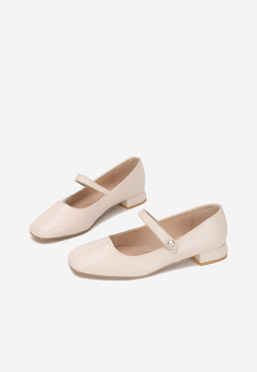 Γόβες με χαμηλό τακούνι Jenelle μπεζ