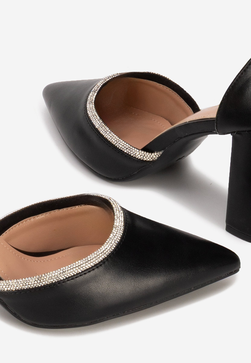 Γόβες με χοντρό τακούνι Iustina μαύρα