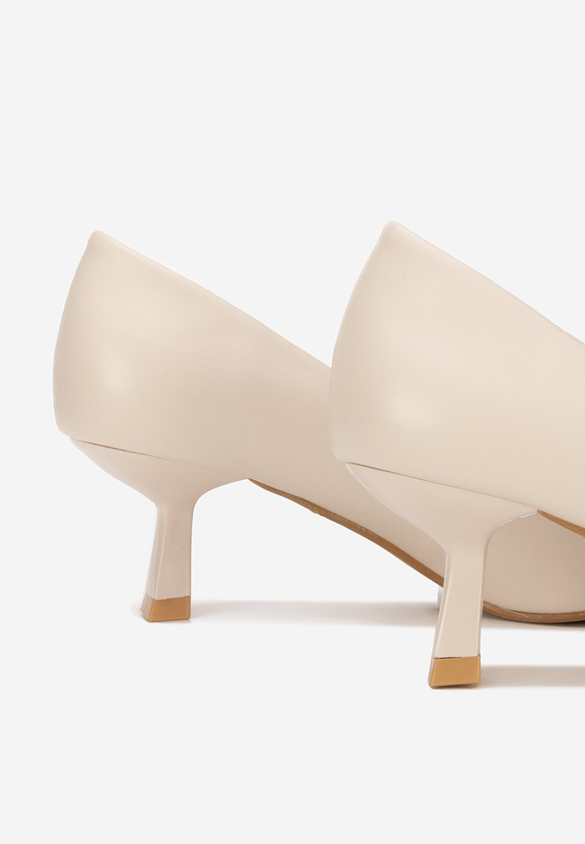 Γόβες με χαμηλό τακούνι Enolia μπεζ