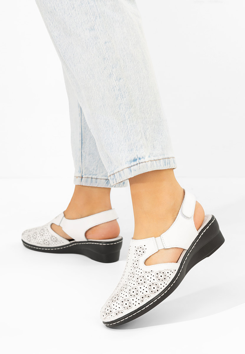 Γόβες slingback Ofelya λευκά