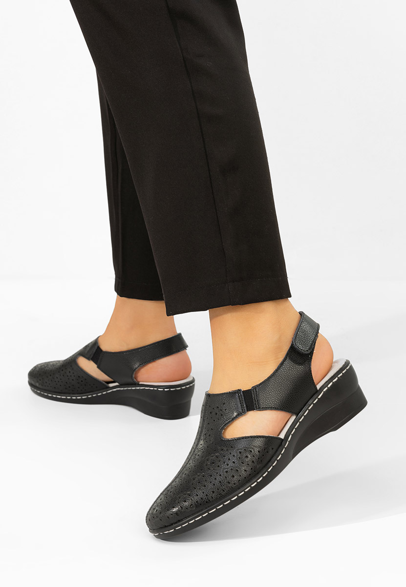 Γόβες slingback Ofelya μαύρα