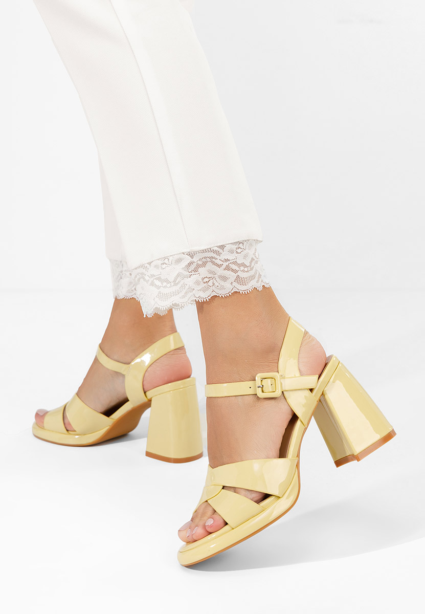 Πέδιλα με χοντρο τακουνι Lorenda Κιτρινα
