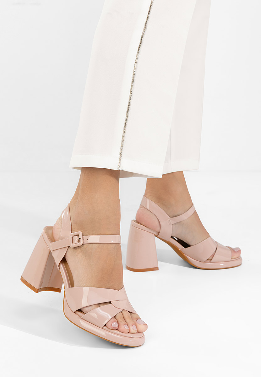 Πέδιλα με χοντρο τακουνι Lorenda Νουντ