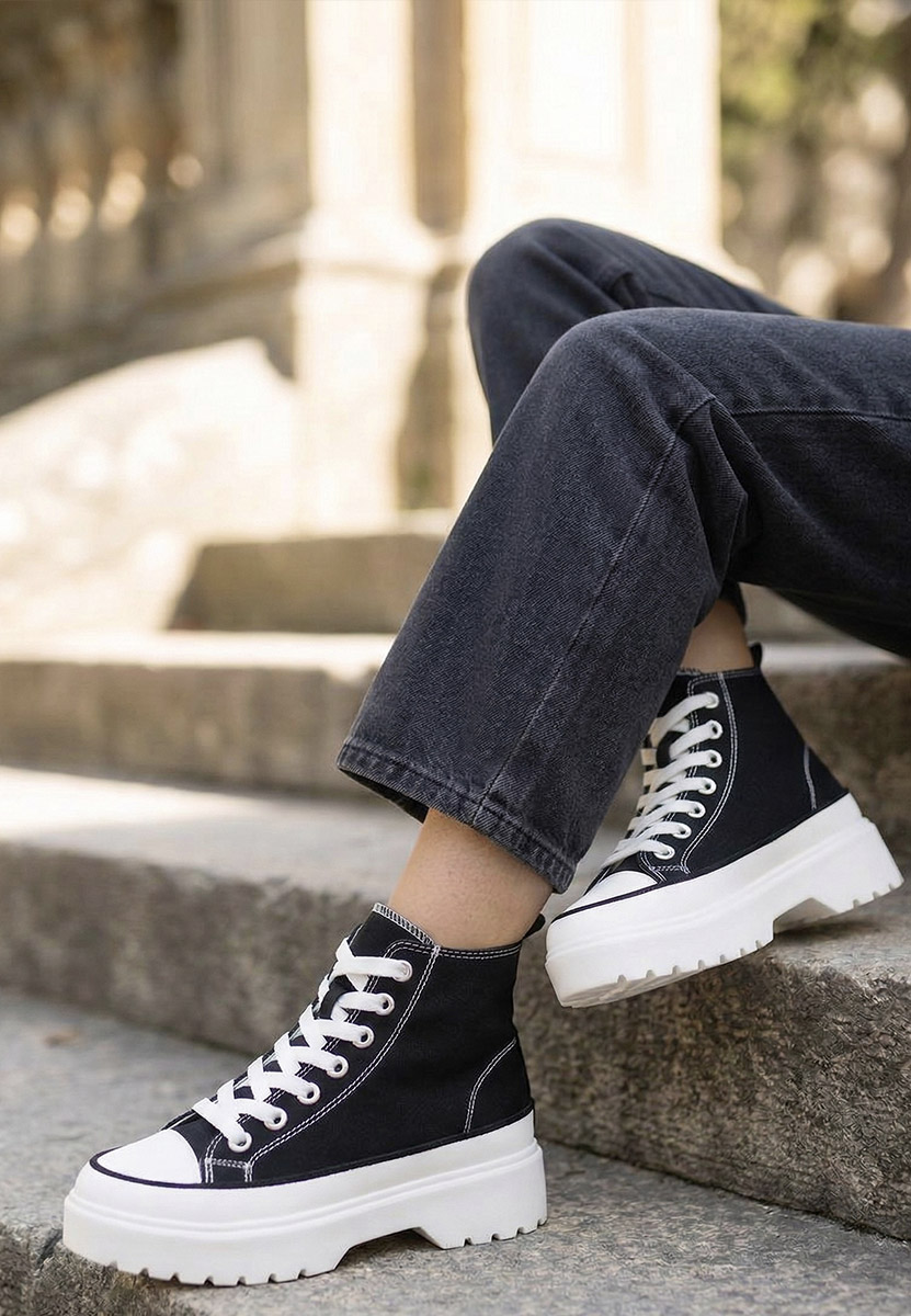 Γυναικεία sneakers αστραγάλο Fiorela μαύρα