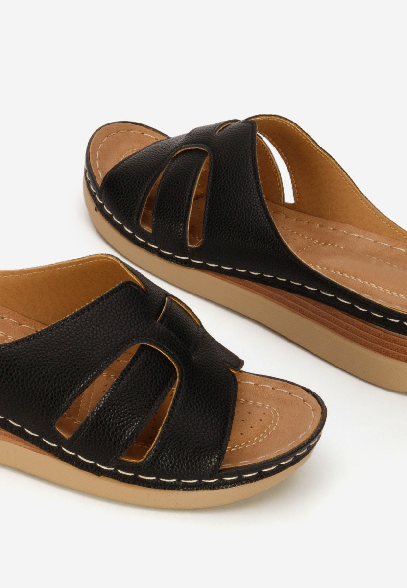 Παντόφλες με πλατφόρμα Marhta μαύρα