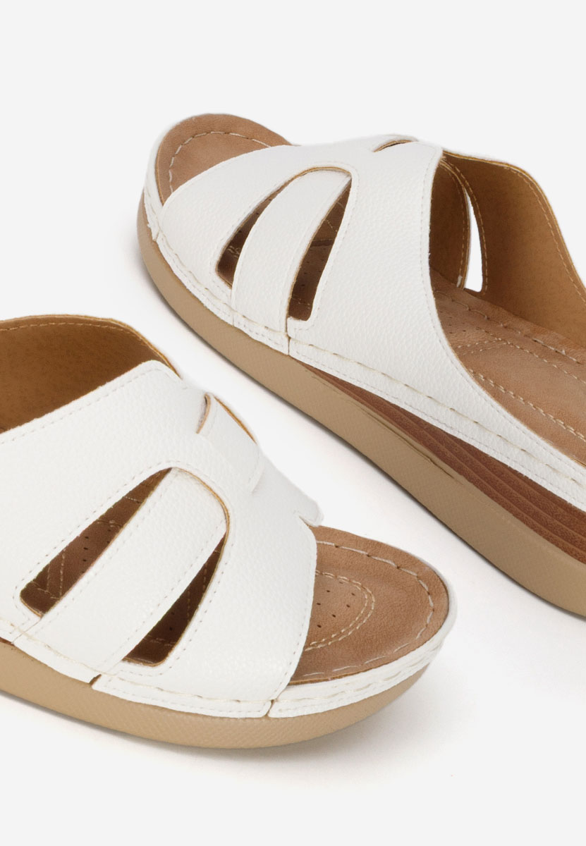 Παντόφλες με πλατφόρμα Marhta λευκά