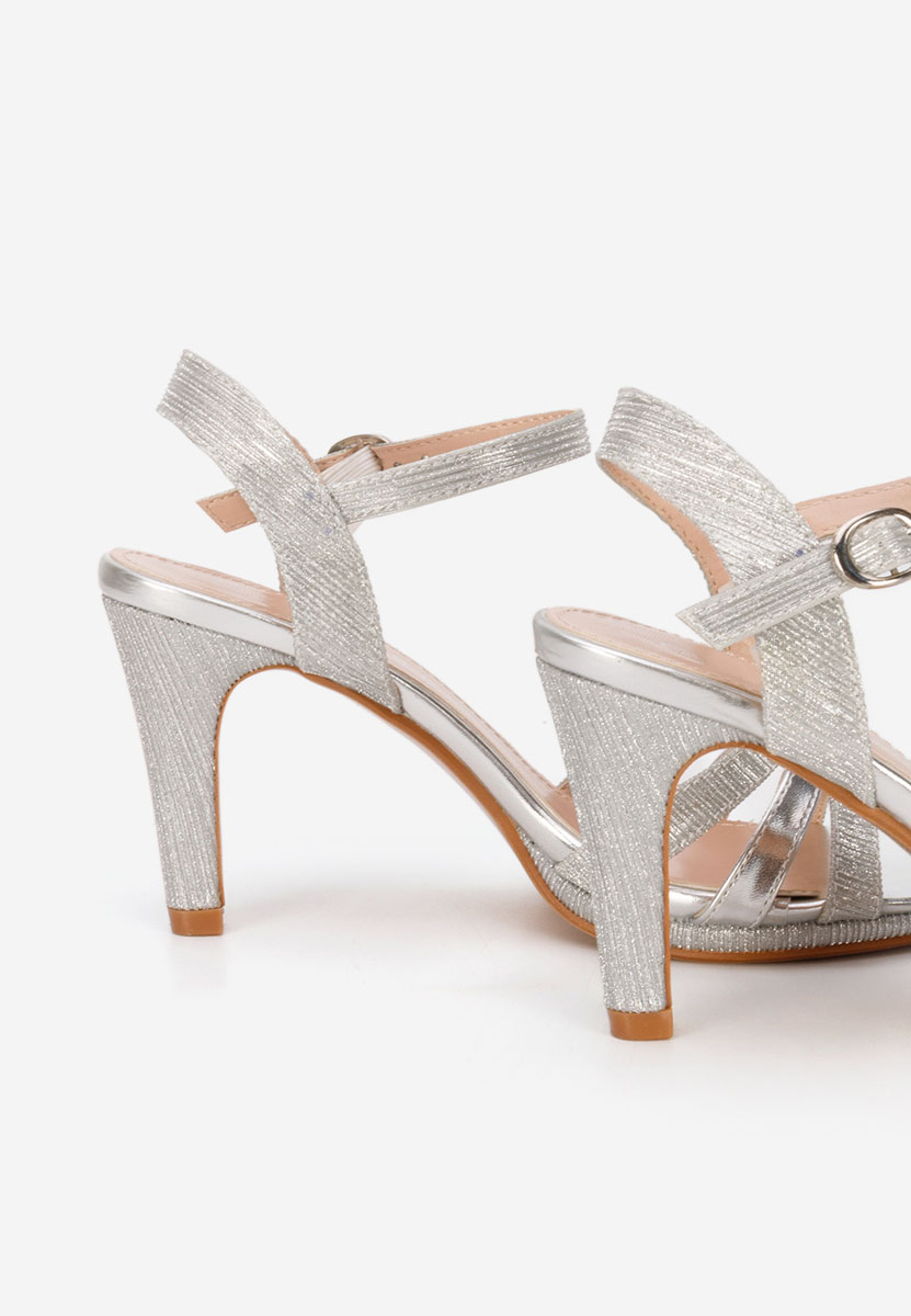 Κομψά σανδάλια Raniya ασιμι