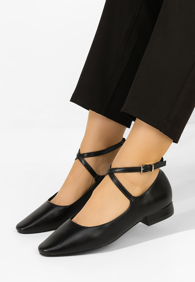 Γόβες με χαμηλό τακούνι Hurania μαύρα