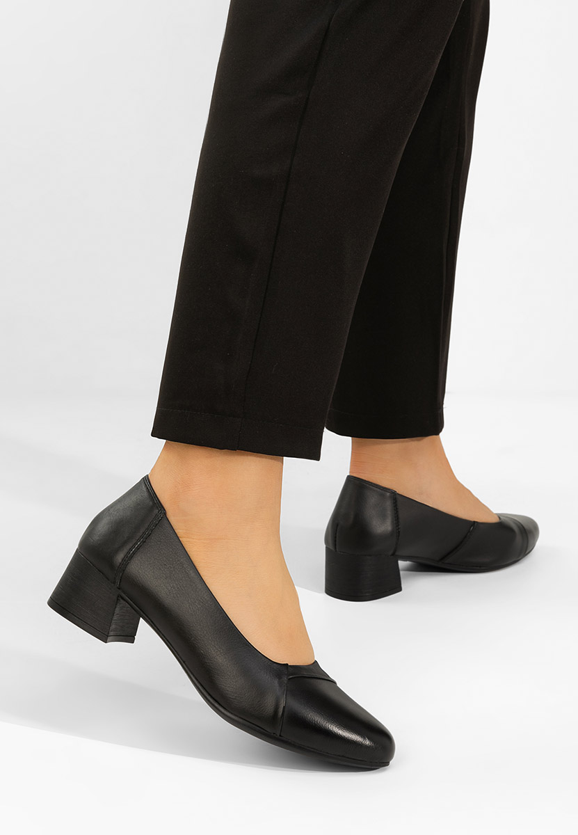 Δερμάτινα παπούτσια Giulieta μαύρα