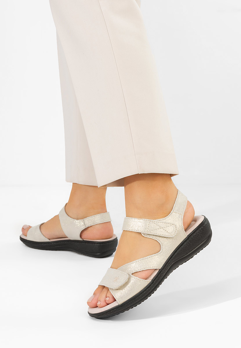 Σανδάλια δερματινα Cruella χρυσα