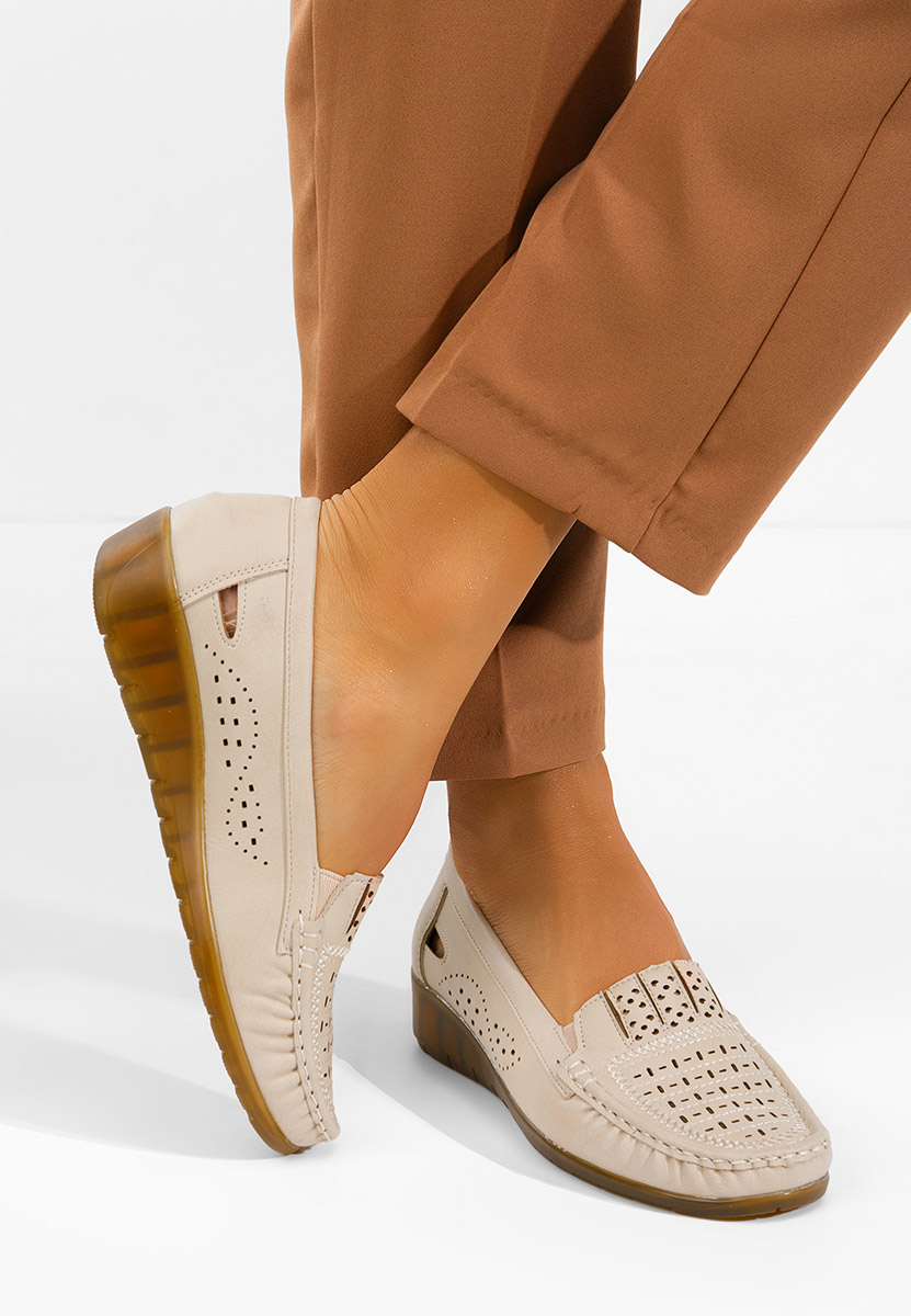 Μοκασίνια γυναικεια Genovia μπεζ