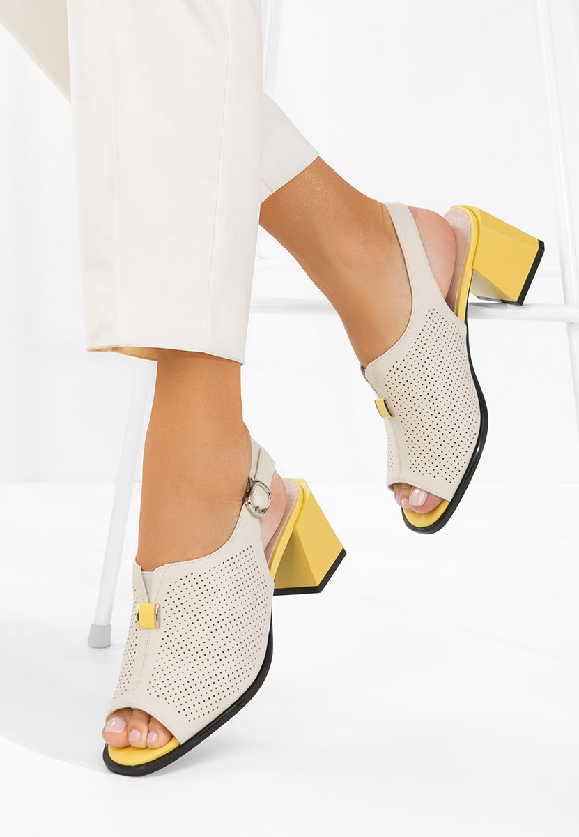 Πέδιλα με χοντρο τακουνι Heliena V2 μπεζ