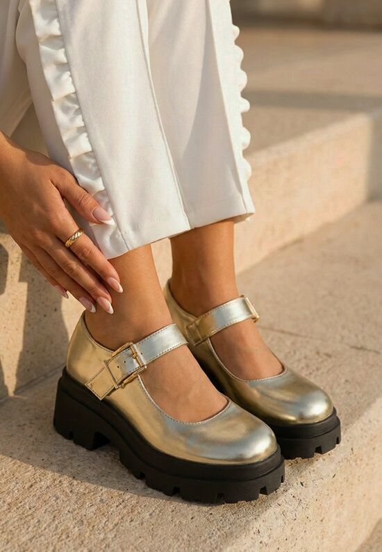 Πλατφόρμες γυναικεία Masovia χρυσο, Μέγεθος: 38- zapatos