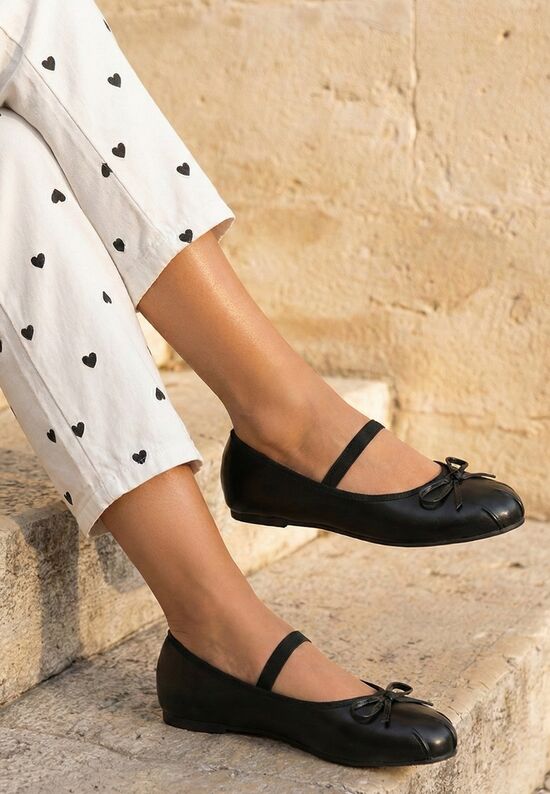 Γυναικείες μπαλαρίνες Ionelia μαύρα, Μέγεθος: 38- zapatos